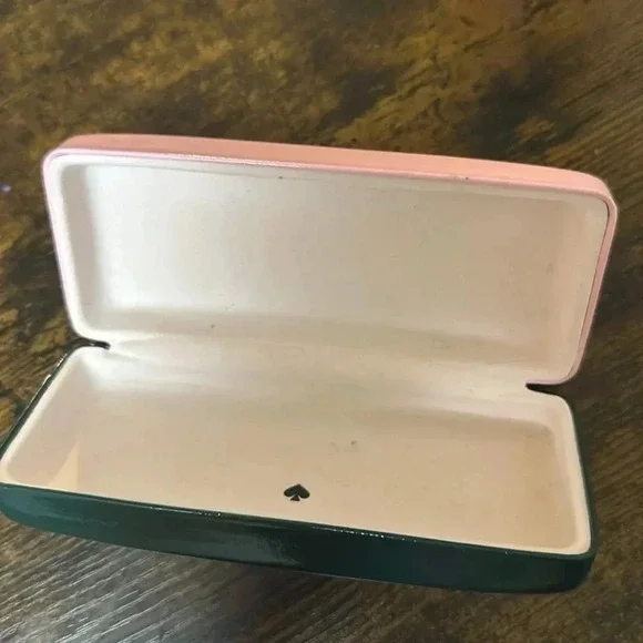 Kate spade sunglasses case - Picture 2 of 3